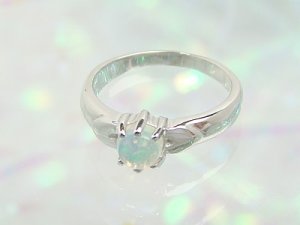 画像1: 愛あるファーストプレゼントに誕生指輪を K10ホワイトゴールド ジュエルベビーリング [オパール]